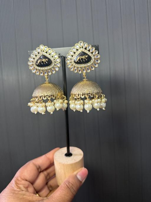  — sabhya sachi earrings