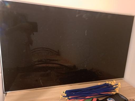 Buy & Sell Old Street East London - Photos for Samsung TV 44-50 Inch with Remote