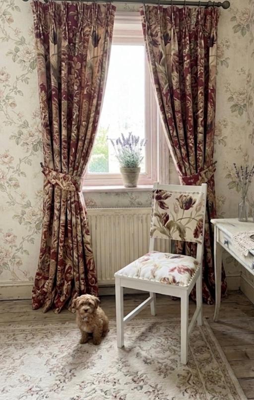 Buy & Sell Moulton Park Industrial Estate West Northamptonshire - Photos for Shabby Chic occasional chair Laura Ashley
