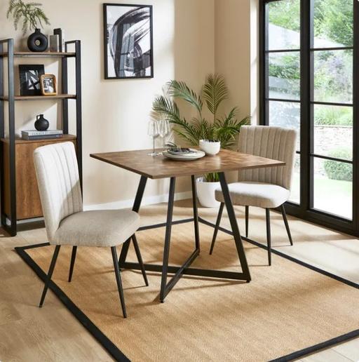 Buy & Sell Ladybarn Manchester - Photos for Brayden 4 Seater Square Dining Table