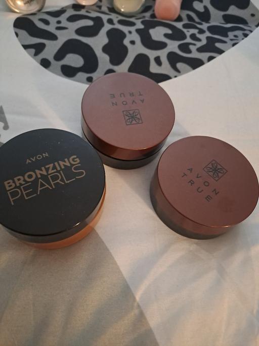 Buy & Sell Heeley Sheffield - Photos for 3x Avon bronzing pearls new