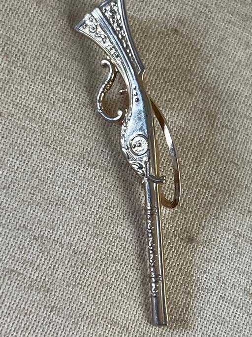  — Vintage tie clip
