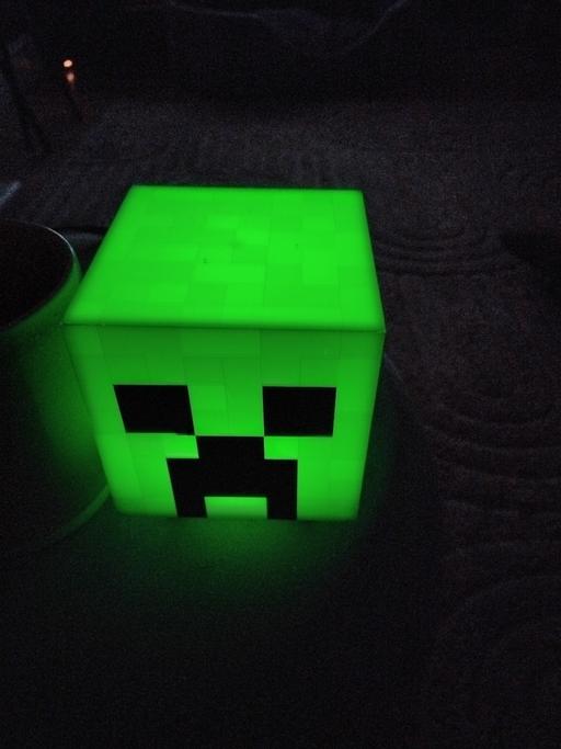  — minecraft creeper nite light