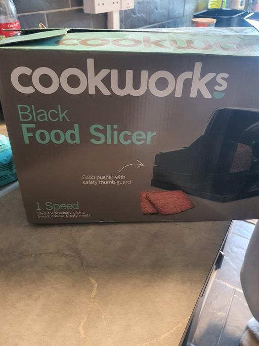 Buy & Sell Tottenham North London - Photos for Electric food slicer
