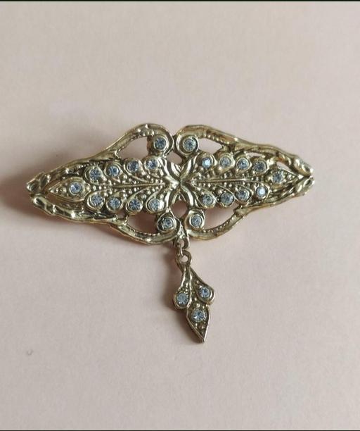  — Brooch