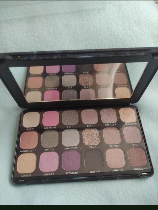  — Brand new Revolution eyeshadow