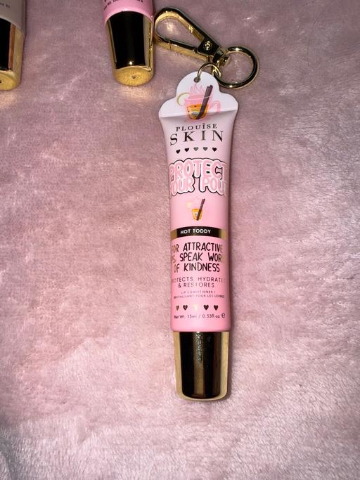  — P.Louise lip conditioner ✨