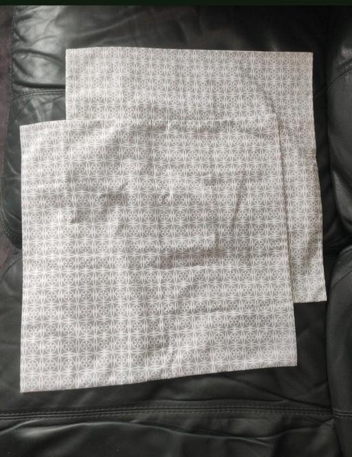 Buy & Sell Grafton Street Industrial Estate West Northamptonshire - Photos for New 2 cushion covers