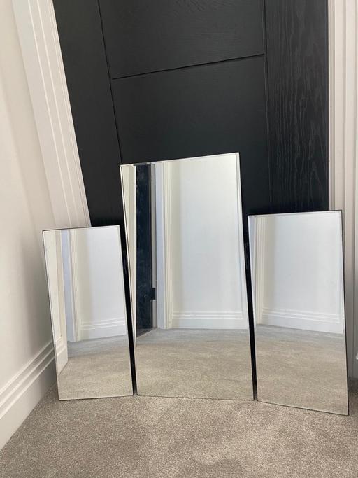 Buy & Sell Watford Town Centre Watford - Photos for Foldable 3 way dresser / vanity mirror