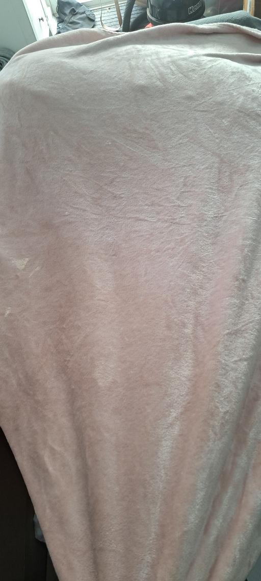 Buy & Sell Four Oaks Birmingham - Photos for Blanket