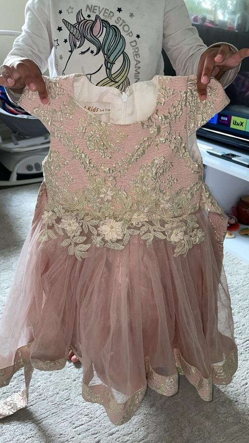  — Girls dress