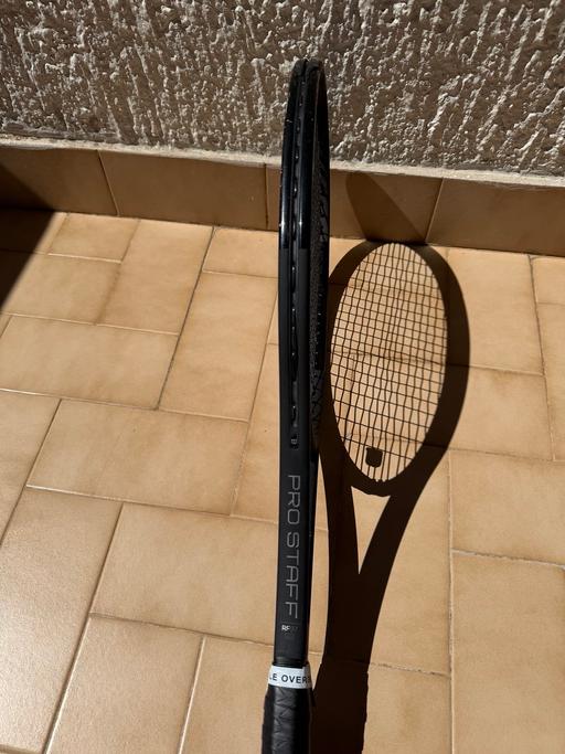 Buy & Sell Beckton East London - Photos for Wilson Pro Staff RF97 Autograph tennis racque