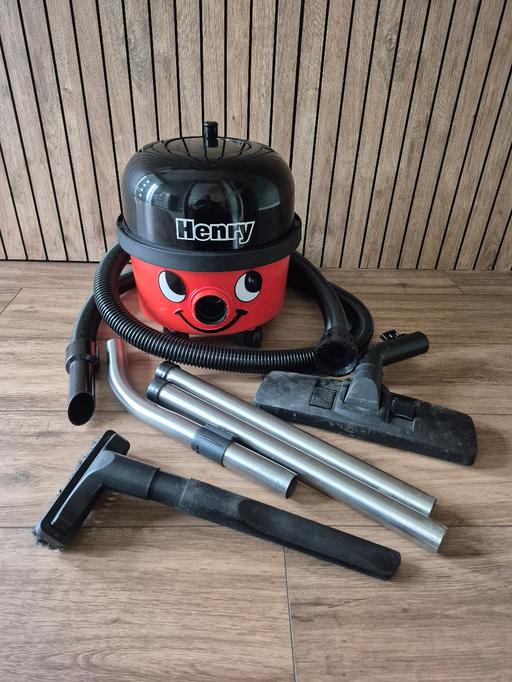  —  Henry Hoover Vacuum Numatic