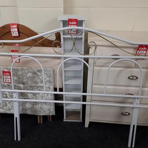Buy & Sell Saint Pauls Trading Estate Tameside - Photos for White metal DOUBLE Headboard