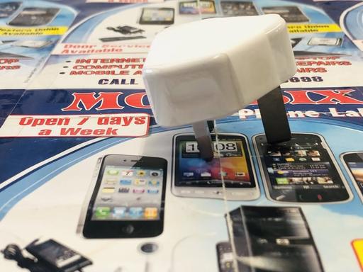 Buy & Sell Highams Park East London - Photos for Apple Original 10W USB Charging Plug Adapter