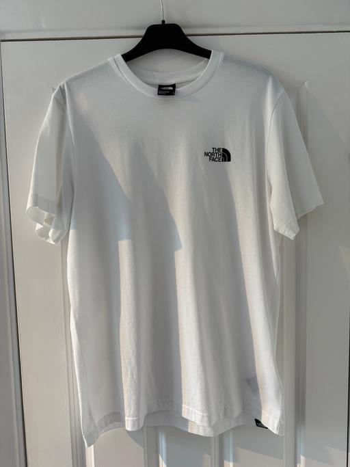  — The North Face Dome White T-Short Medium