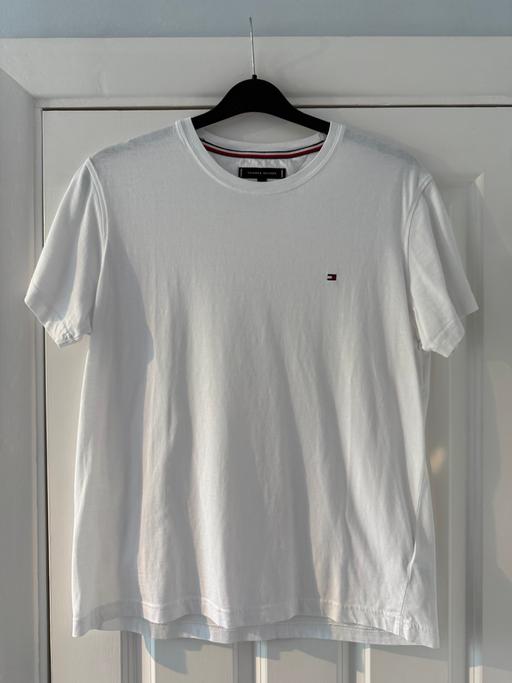  — Tommy Hilfiger T-Shirt White Large
