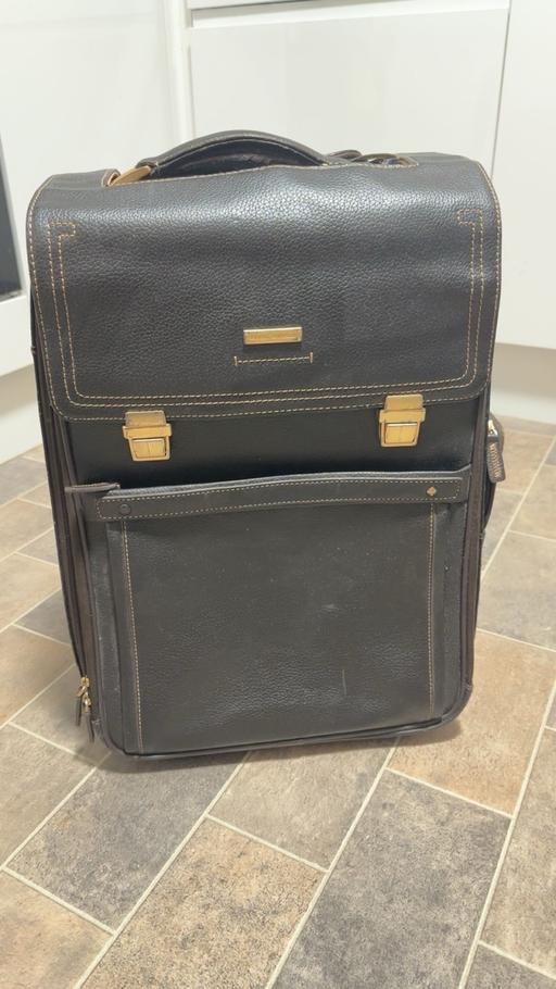 Buy & Sell West Norwood South East London - Photos for Black leather travel pilot case /trolley bag