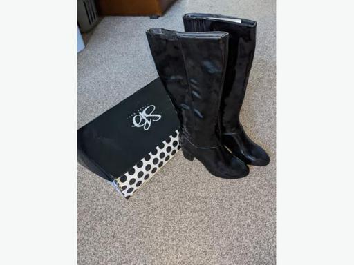  — NEW High knee boots.
size 6 uk / 39 eur