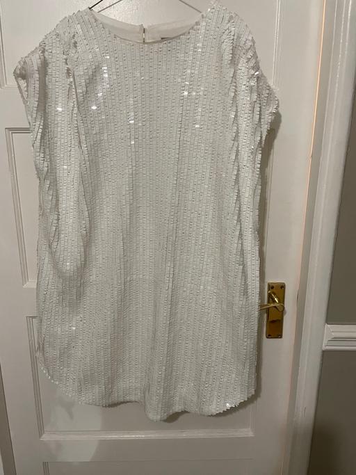  — ASOS Dress