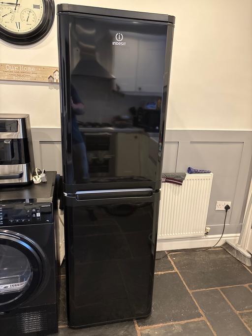 Buy & Sell Atherstone North Warwickshire - Photos for Indesit tall fridge freezer