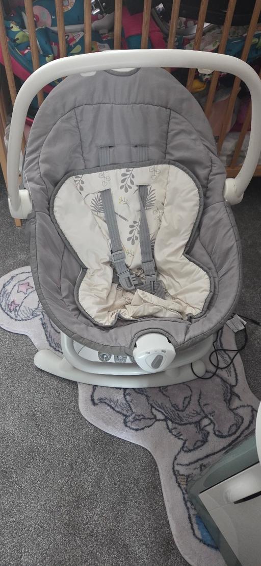  — baby moving chair bouncer