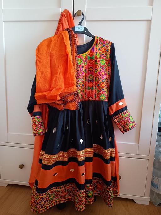  — 10 years old girl dress