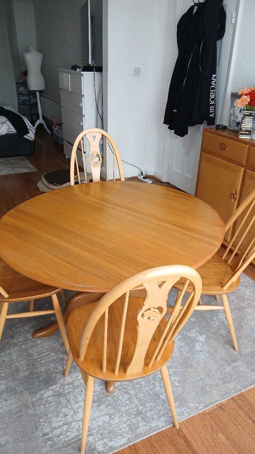 Buy & Sell - Photos for table with 4 chairs