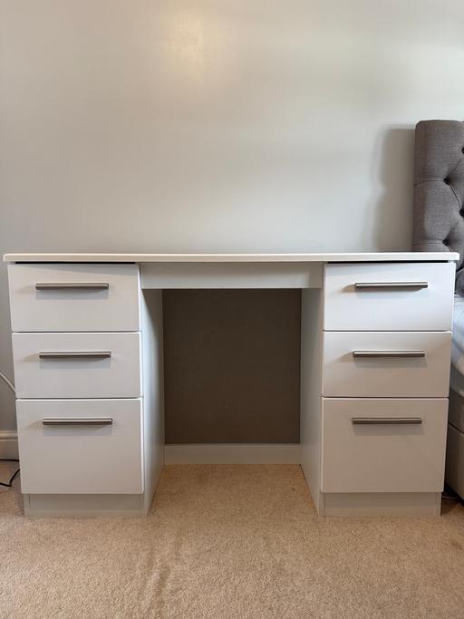 Buy & Sell Liverpool City Centre Liverpool - Photos for White dressing table