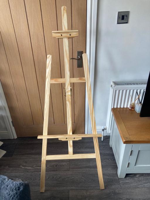 Buy & Sell Sedgley Dudley - Photos for Wooden easel