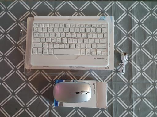 Buy & Sell Stainforth Doncaster - Photos for Bluetooth keyboard and mouse