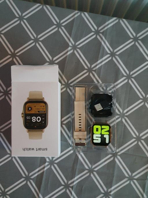 Buy & Sell Stainforth Doncaster - Photos for brand new smart watch