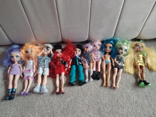  — Rainbow High Dolls, Wardrobe & Car