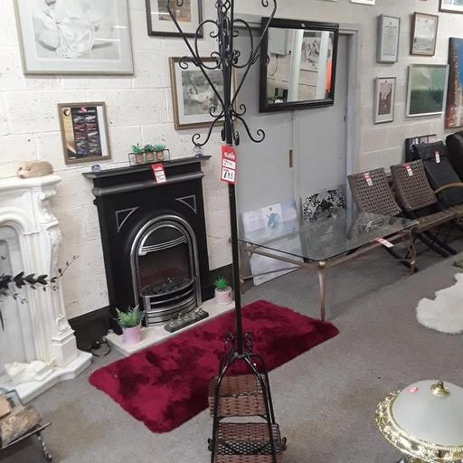 Buy & Sell Saint Pauls Trading Estate Tameside - Photos for Elegant black metal coat & hat stand