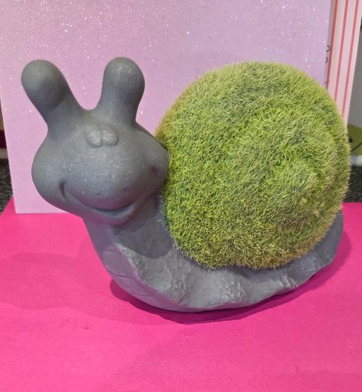 Buy & Sell Acol Thanet - Photos for FLOCKED SNAIL ORNAMENT