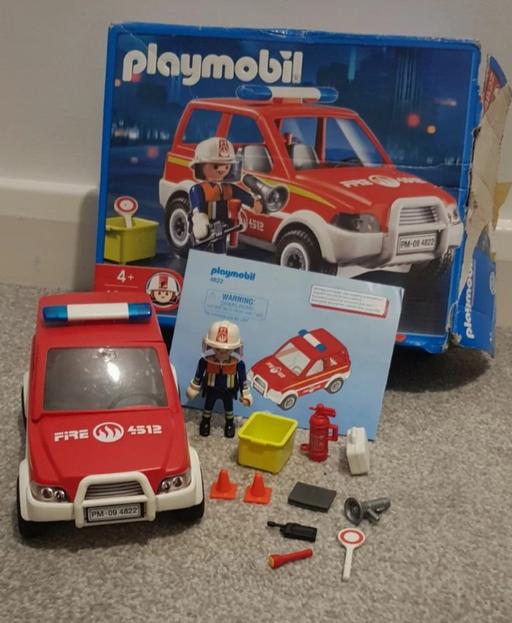  — Playmobil fire chief 4822