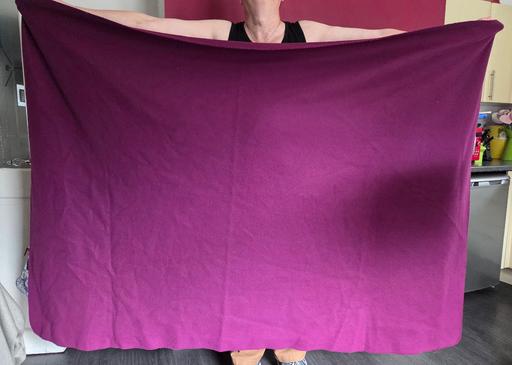Buy & Sell Acol Thanet - Photos for LARGE THROW/ BLANKET