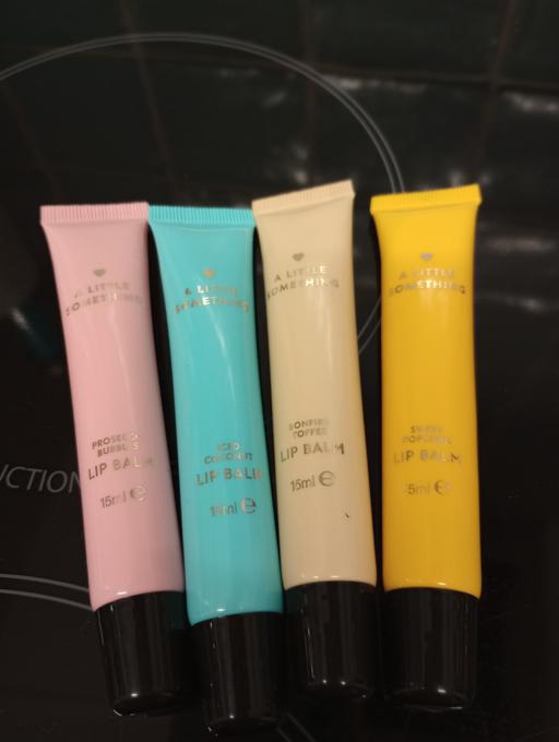  — Bnip Lip Balms x4