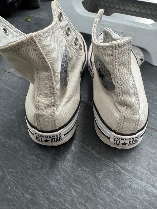  — Girls shoes