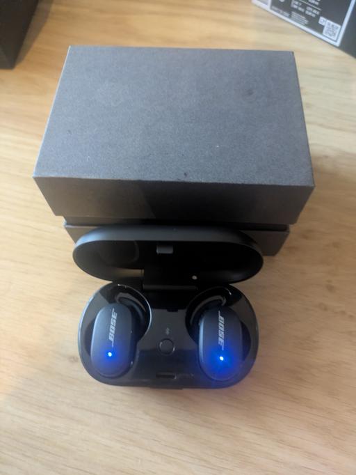 Buy & Sell Breightmet Bury - Photos for BOSE EARBUDS NEW.