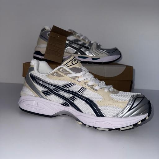 — Asics gel kayano 14
