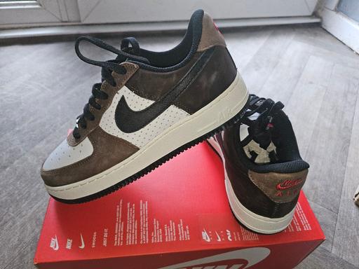  — Nike air force 1 low retro