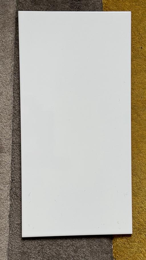  — Large white tiles 168