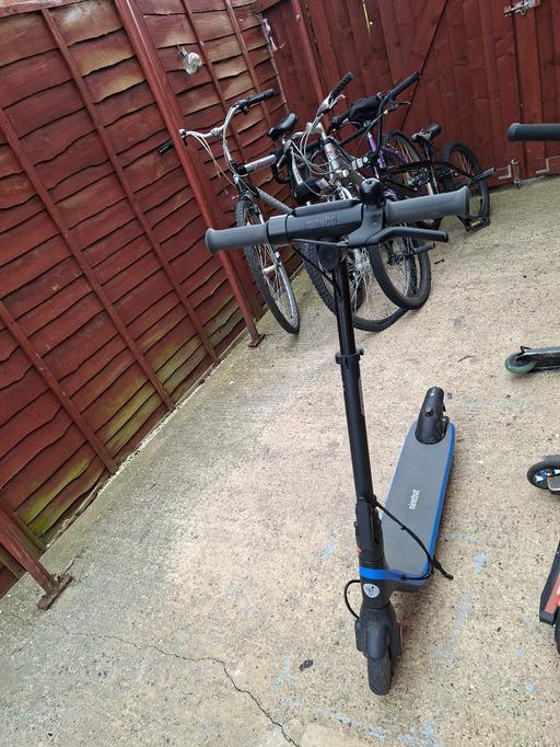  — Children's Electric Scooter (with Charger)