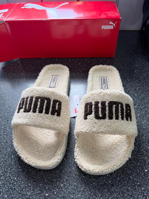 Buy & Sell Duckmanton Chesterfield - Photos for Ladies slipper slides