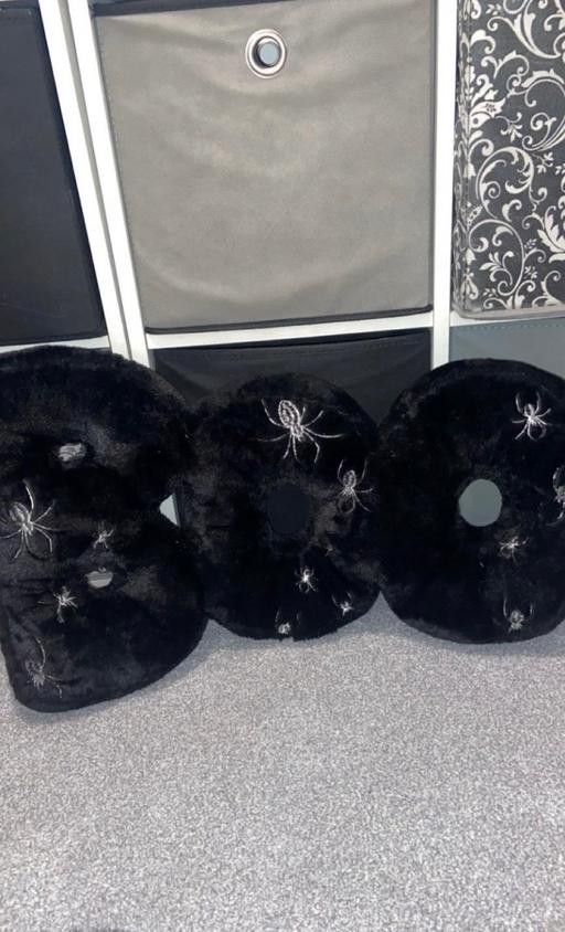  — Halloween cushion