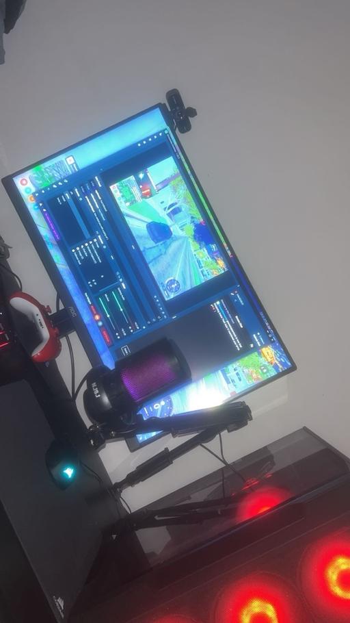 Buy & Sell Dudley Town Centre Dudley - Photos for 27INCH AOC CURVED GAMING MONITOR