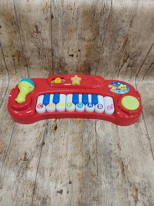  — PRELOVED baby's musical piano 7.50