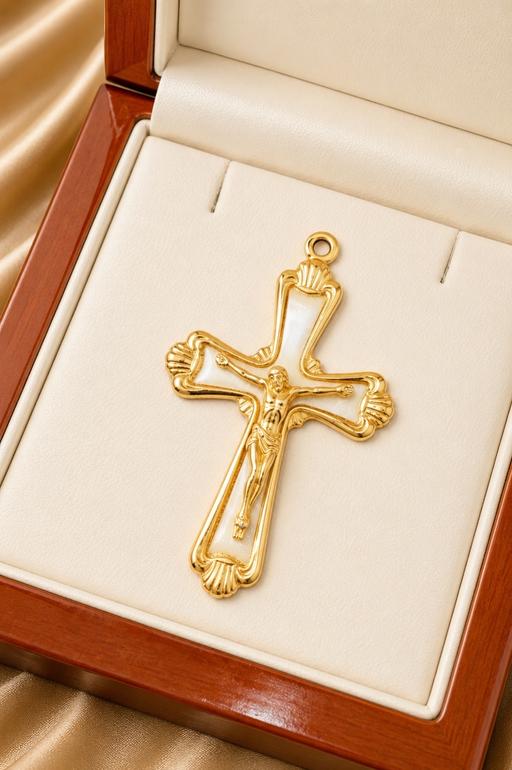  — Gold Tone Crucifix Pendant with Pearl