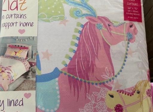  — Kids tape top curtains 66x72in